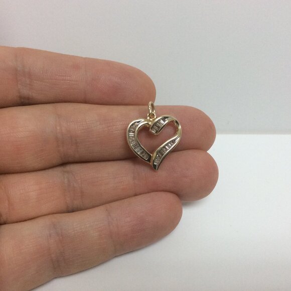 14k Real Solid Gold Real Baguette Diamond Heart Charm Pendant 2.80gr   .45ct - Picture 5 of 8